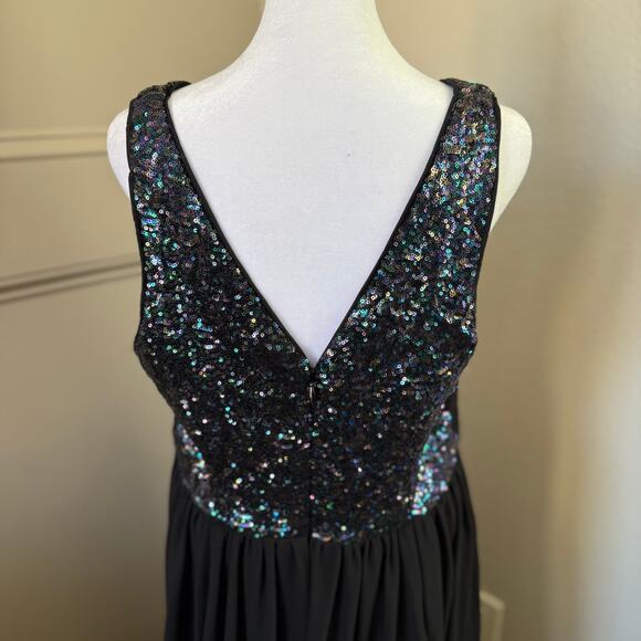 Torrid Black Sequin Chiffon Skater Midi Dress Size 12 -K186 - Picture 4 of 6